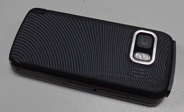 มือถือ NOKIA 5800 Xpressmusic สวยๆยกกล่องครับ ทั้งเครื่อง+ชาร์จ+คู่มือ+สายAV+ปากกา+ปิ๊กกีตาร์ 