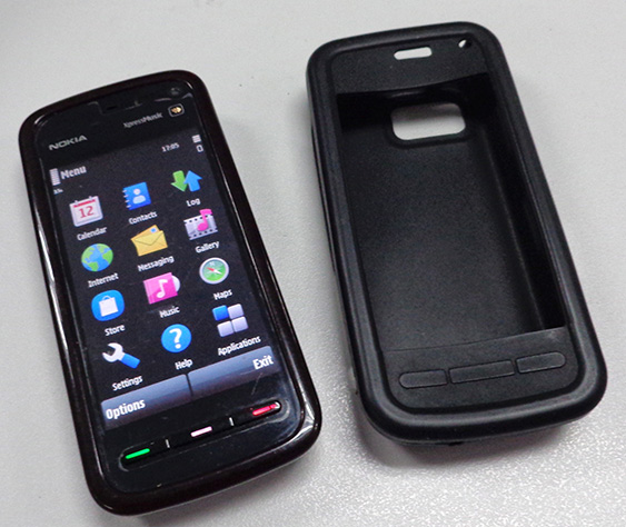 มือถือ NOKIA 5800 Xpressmusic สวยๆยกกล่องครับ ทั้งเครื่อง+ชาร์จ+คู่มือ+สายAV+ปากกา+ปิ๊กกีตาร์ 