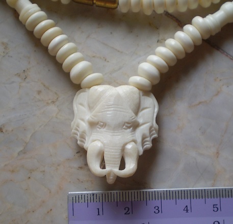 สร้อยกระดูกช้เาง   ห่วงกลางหัวช้าง  เคาะเดียว 