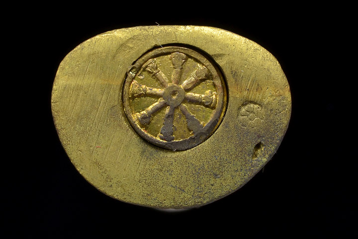 ลอยองค์ กริ่ง องค์พ่อท้าวจตุคามรามเทพ เนื้อทองชนวน รุ่นบูรณะเจดีย์ราย 50