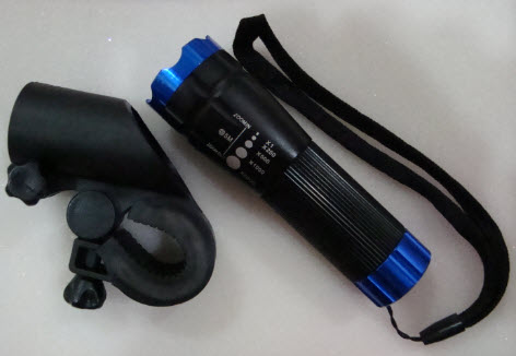 ไฟฉาย LED ปรับ ซูม ได้ เคาะเดียว 