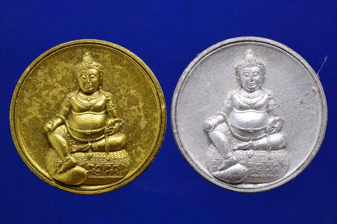 ธนบดีศรีธรรมราช เนื้อว่านดำ (ปัดทอง + ปัดเงิน)