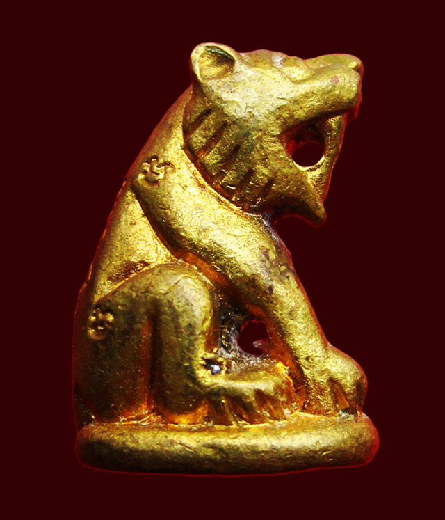 เสือเจ้าทรัพย์มหาเศรษฐี วัดประทุน หลวงปู่บัว วัดศรีบุรพาราม จ.ตราด ปลุกเสก เนื้อทองเหลือง