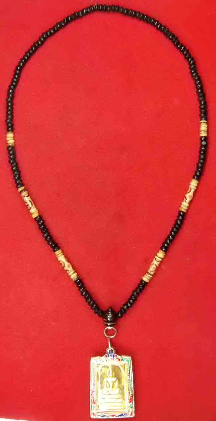 ***สร้อยผสมเม็ดกะลาตาเดียว+หัวกลางหัวขุนไม้มงคล+ประคตหินอินโด ความยาว ๒๖ นิ้ว แบบ 1 ห่วง