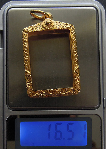 ตลับทองคำ ยกซุ้มบน+ล่างมือ1ใส่ พระพุทธนฤมิตรโชค(กวาง) หลวงพ่อจรัญ วัดอัมพวัน จ.สิงห์บุรี หนัก16.5g