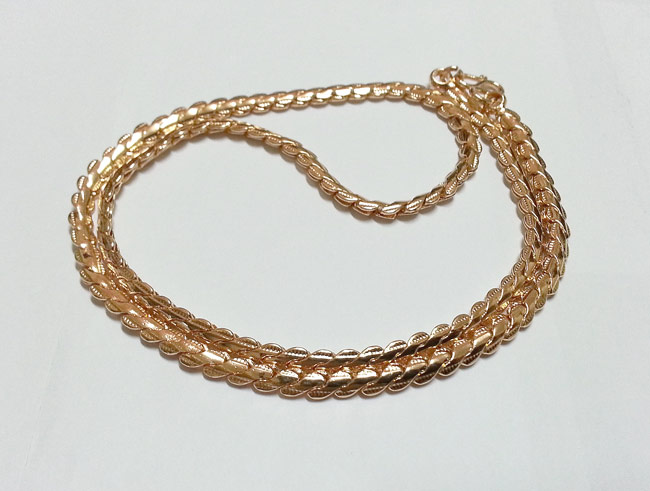 สร้อยพิ้งโกลเกาหลลายเกร็ดปลาสีน่คเคาะเดียวครับ