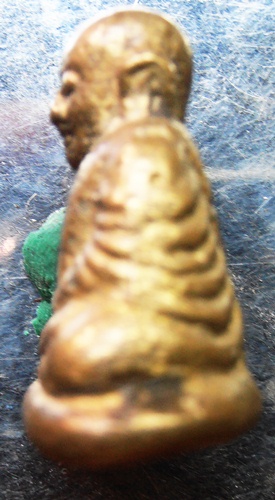 รูปหล่อหลวงพ่อเงิน ออกวัดวังหว้า ตะพานหิน ก้นตอกยันใบพัดสวยๆครับ