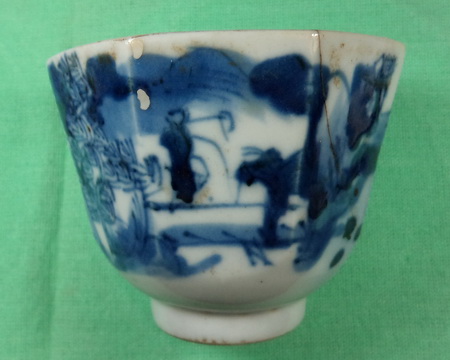 ถ้วยชาลายคราม ขนาดเส้นผ่าศูนย์กลาง 3นิ้ว สูง 3 นิ้ว