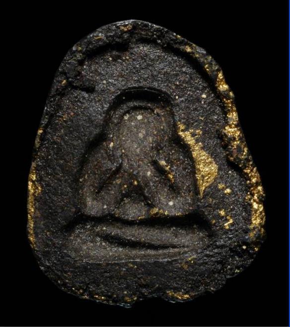 พระปิดตาพิมพ์ปีกกว้าง หลวงปู่เฮี้ยง วัดป่า จ.ชลบุรี สวยแชมป์รางวัลที่ 1