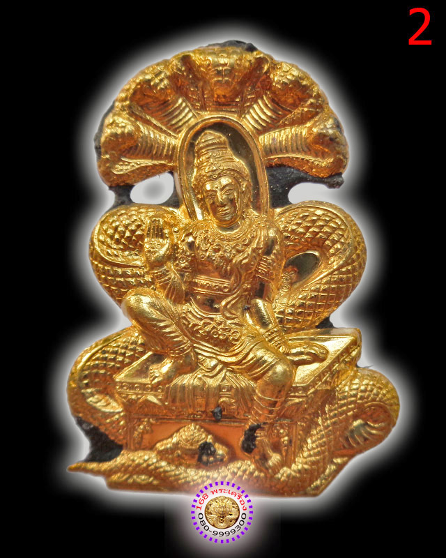 หน้ากากเทวฤทธิ์ เนื้อสัมฤทธิ์ หลังอุดผงพรายกุมารเนื้อดำ วัดพุทไธศวรรย์ 02