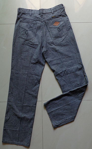 ยีนส์ WRANGLER ของแท้ สวยๆครับ