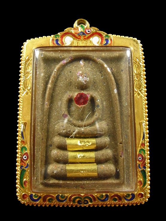 สมเด็จไกเซอร์รุ่นแรก หลวงพ่อไสว วัดปรีดาราม นครปฐม นำฤกษ์เลี่ยมทองสวย......