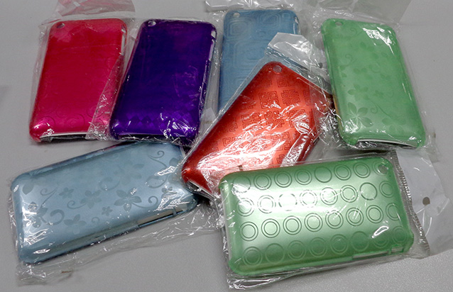เคสสำหรับ iphone3 สวยๆเลยครับ จัดไปถูกๆทีเดียว7อัน ของใหม่นะครับ