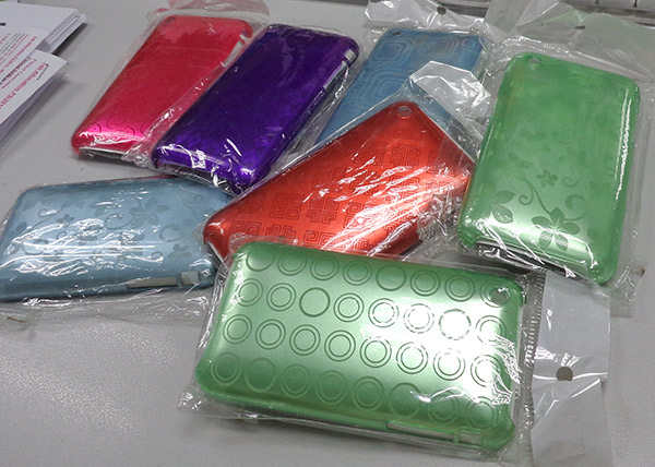 เคสสำหรับ iphone3 สวยๆเลยครับ จัดไปถูกๆทีเดียว7อัน ของใหม่นะครับ