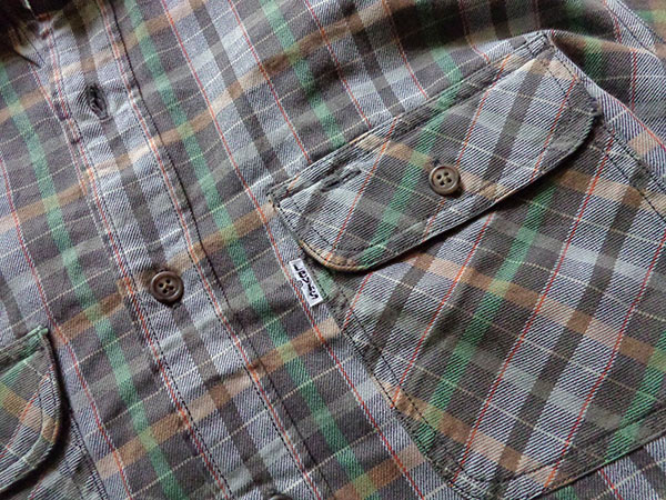 เสื้อ LEVI'S ของแท้ สวยๆครับ เบอร์ L