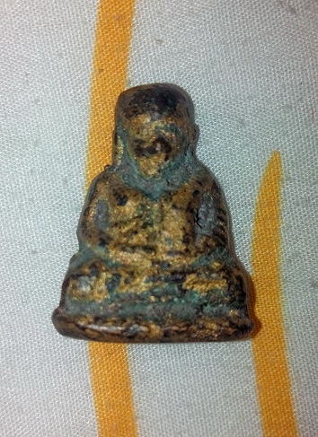 รูปหล่อหลวงพ่อเงิน ปืนแตกเศียรโต รับประกันความแท้ครับ