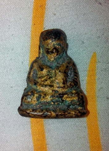 รูปหล่อหลวงพ่อเงิน ปืนแตกเศียรโต รับประกันความแท้ครับ