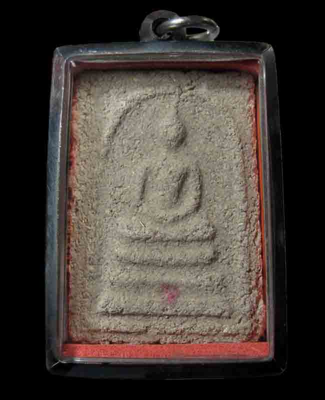 สมเด็จรุ่นแรก หลวงพ่อแดง วัดเขาบันไดอิฐ