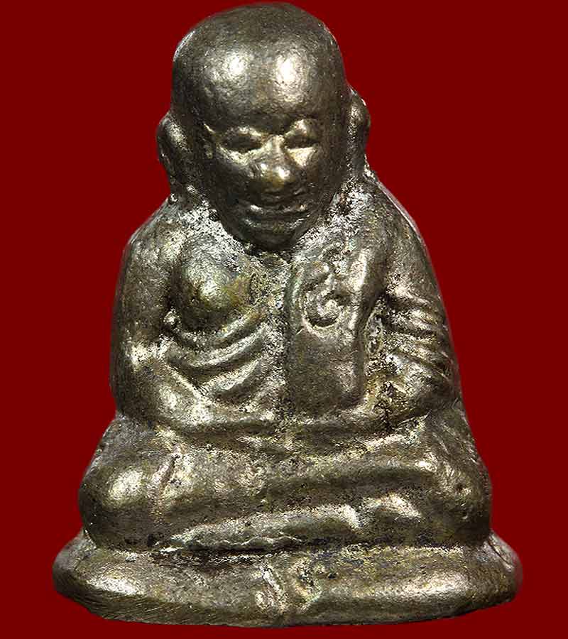 หลวงพ่อเงิน วัดบางคลาน รุ่นปืนแตก เนื้อเงินยวง นิยมเศียรโต พิมพ์ ช อุ ขึ้น(กรรมการ) ปี ๒๕๒๘