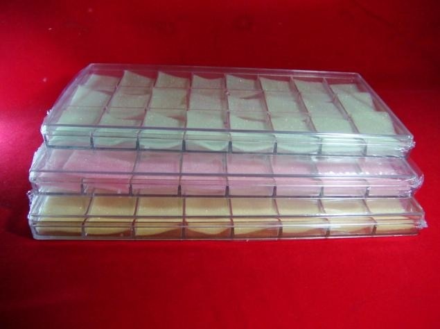 ชื่อพระเครื่อง	 199 บาท @กล่องพลาสติกสำหรับใส่พระแบบ 24 ช่อง จัดให้ 3 ใบ ราคา เบา ๆ @@