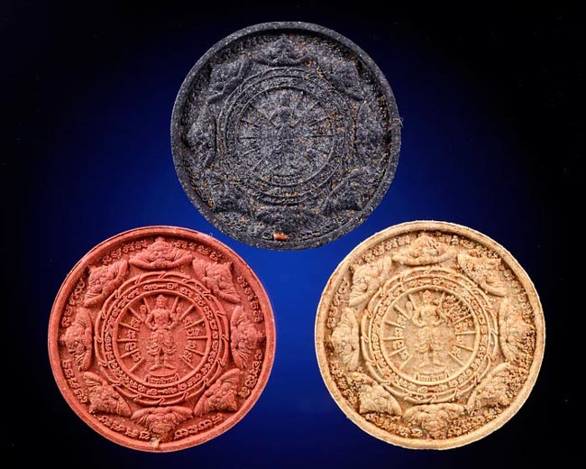 จตุคามรามเทพ รุ่นปฐมกษัตริย์ 3 เนื้อ พร้อมกล่องเดิม