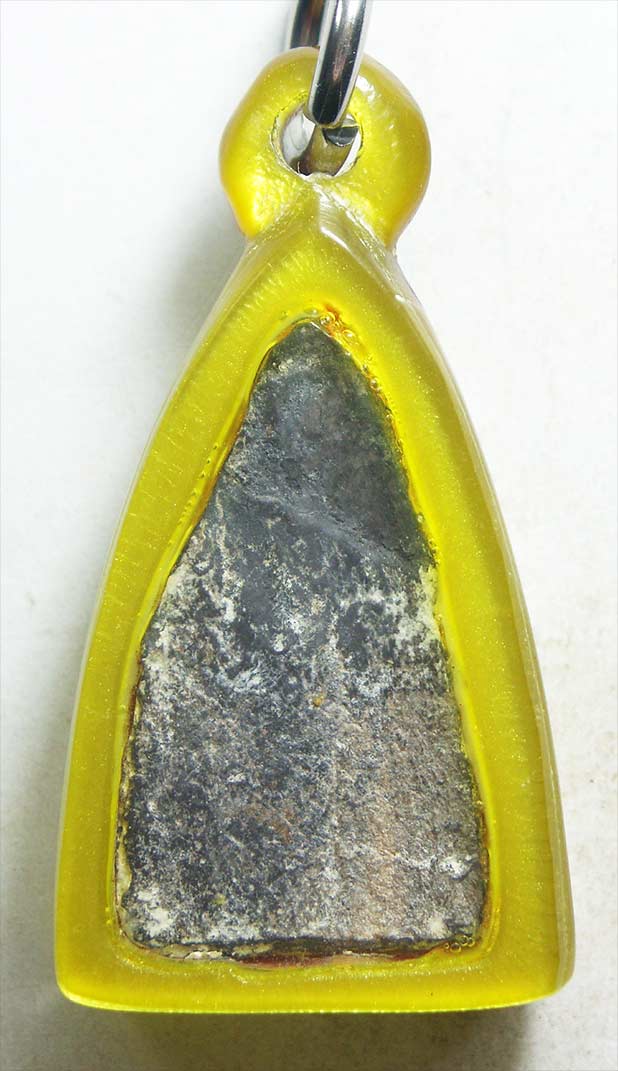 เชตุพนแขนหักศอก กรุหินตั้ง จ.สุโขทัย เนื้อชินเงิน