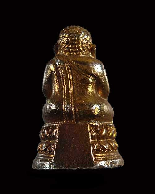 หล่อพระสังกัจจายน์ เนื้อกะหลั่ยทอง