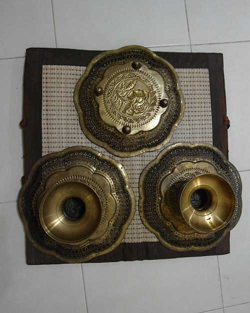 ชุดพานทองเหลือง 3 ใบ เคาะเดียวครับ