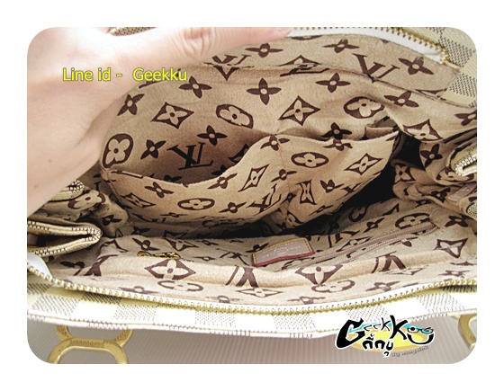 โล๊ะ...สต๊อก......กระเป๋า LV