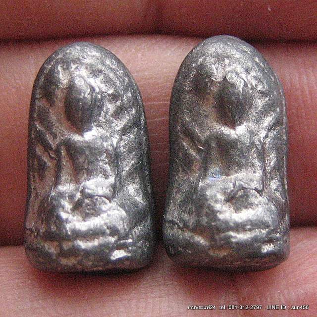 พระรอด วัดโคนอน หลวงปู่โต๊ะปลุกเสก ปี 2515 ชุด 2องค์  set.ที่1