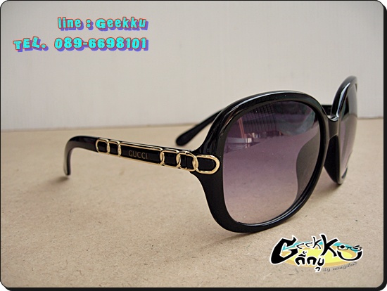 แว่นกันแดด เคาะเดียว 