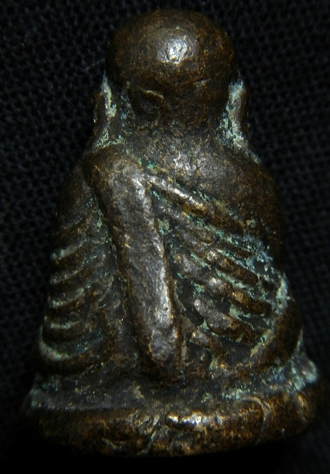 หลวงพ่อเงิน ปี28(ปืนแตก)