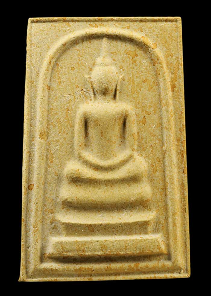 พระสมเด็จกลักไม้ขีดหลวงปู่ทิม ออกวัดแม่น้ำคู้เก่าปี2521 ครับ