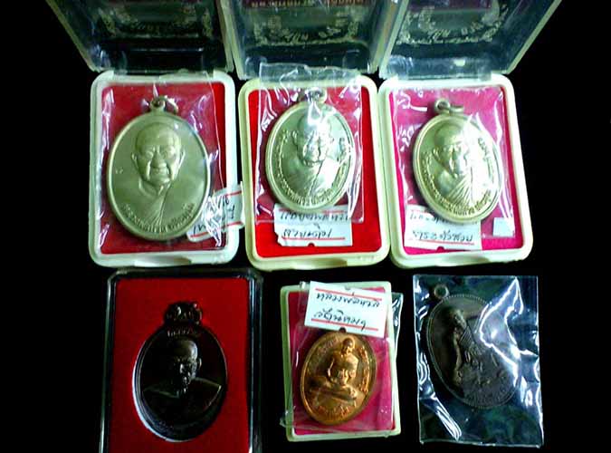 สายหลวงพ่อทองศุข