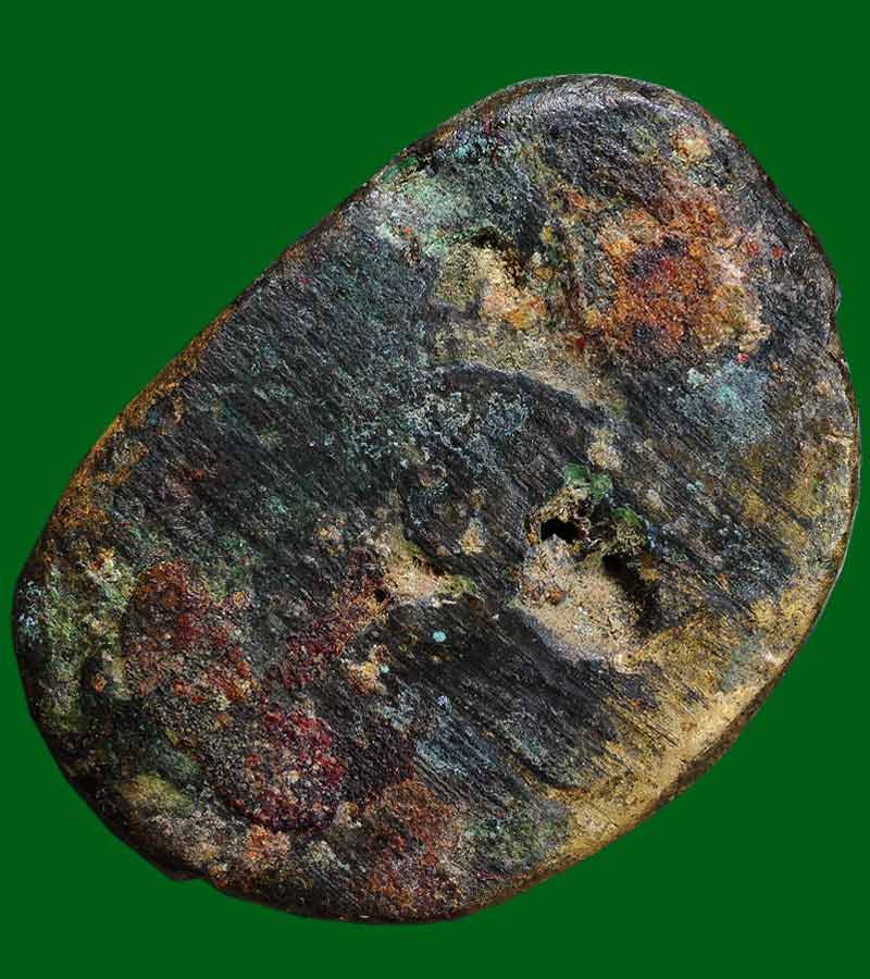 หลวงพ่อเงิน วัดบางคลาน จังหวัดพิจิตร รุ่นปืนแตก พิมพ์นิยมเศียรโต ปี ๒๕๒๘