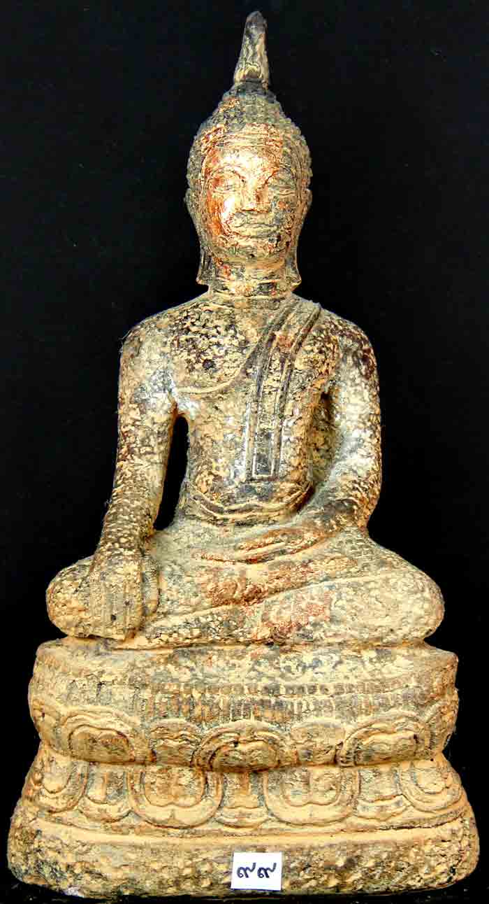 พระบูชาแบบสมัยสุโขทัย หน้าตัก5นิ้ว เนื้อดินศิลาแลงเก่าปิดทอง ดูเข้มขลัง พุทธศิลป์ใหม่สวยงาม 
