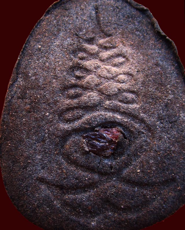 พระปิดตาจัมโบ้ ฝังพลอย รุ่นสร้างศาลา หลวงปู่บัว ถามโก วัดศรีบุรพาราม จ.ตราด ปี พ.ศ. ๒๕๓๙