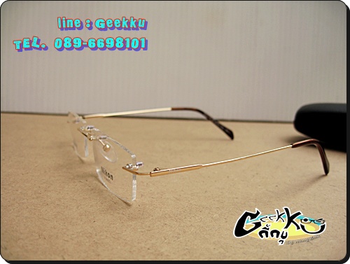 กรอบแว่นตา Nikon  ทรงเจาะกรอบสีทอง  น้ำหนักเบามากค่ะ