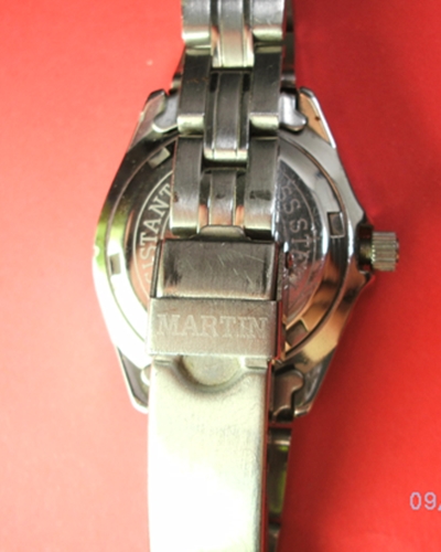 เคาะเดียว นาฬิกาสตรี สายแสตนเลสแท้ ของญี่ปุ่นเก่า ยังใช้งานได้ปกติ เอาถ่านออกเนื่้องจากถ่านหมด 