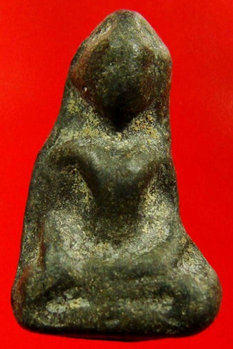 พระท่ากระดานน้อย กรุศาลเจ้า เนื้อตะกั่วสนิมแดง จ.ราชบุรี พอสวยและมีบัตรรับรอง