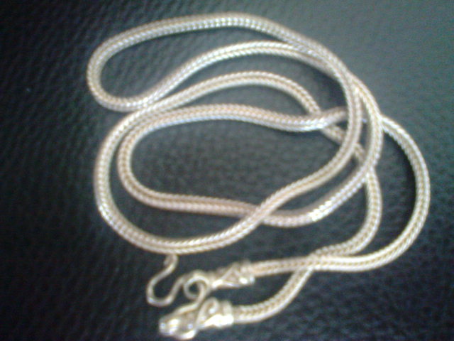 สร้อยเงิน 92.5  สวมหัวได้ ยาว 29.5 ซม. (11.5 นิ้ว) มือ 2