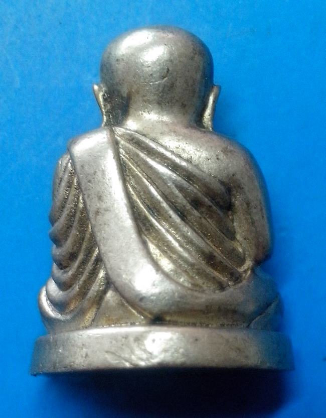 ***หลวงพ่อเงิน..รุ่น มหาบารมี ๕๑ วัดคุณพุ่ม(หนองในดง) จ.พิจิตร หมายเลข ๓๓ ***