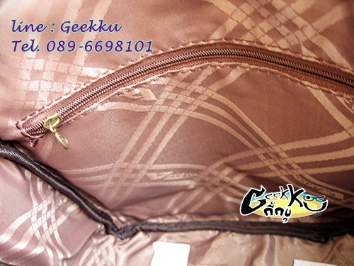 กระเป๋าสะพายหนังแท้ ขนาดกำลังดี ใส่ของจุ 