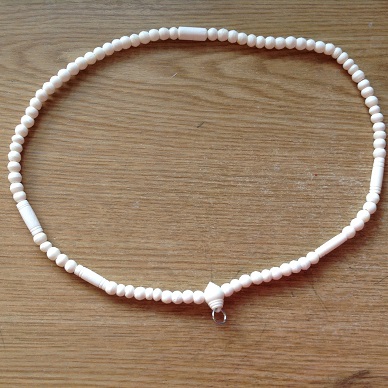 วัดใจเคาเดียว!!!สร้อยทำจากกระดูกช้าง งานฝึมือใส่แทนงาช้างได้เลยครับสวยงามมาก