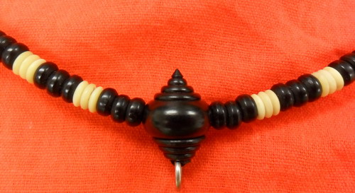 สร้อยกะลาของศักดิ์สิทธิ์จากธรรมชาติครับ