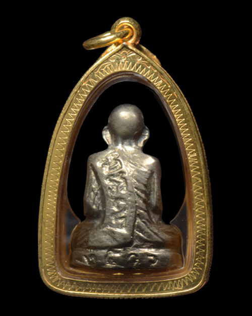 รูปหล่อปั้ม หลวงพ่อเขียน วัดสำนักขุนเณร จ.พิจิตร เนื้ออัลปาก้า 2516 หลวงพ่อทบ เสก สภาพสวย+เลี่ยมทอง