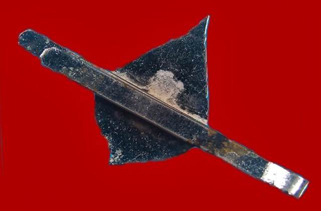  แหนบลงยา หลวงพ่อเงิน วัดดอนยายหอม จ.นครปฐม