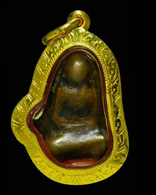 พระรอดลำปางหลวง วัดพระธาตุลำปาง เนื้อสำริดจัดจัด 2475 จ.ลำปาง สภาพสวยมาก+เลี่ยมทองหนาหนา+บัตรรับรอง