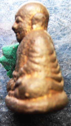 รูปหล่อหลวงพ่อเงินออกวัดวังหว้า อ ตะพานหิน จ พิจิตร สวยๆครับ