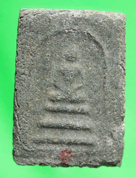 หลวงพ่อแดง วัดเขาบันไดอิฐ